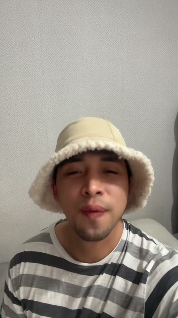 The dog takes over the trend, original TikTok video by Cristhian Haze